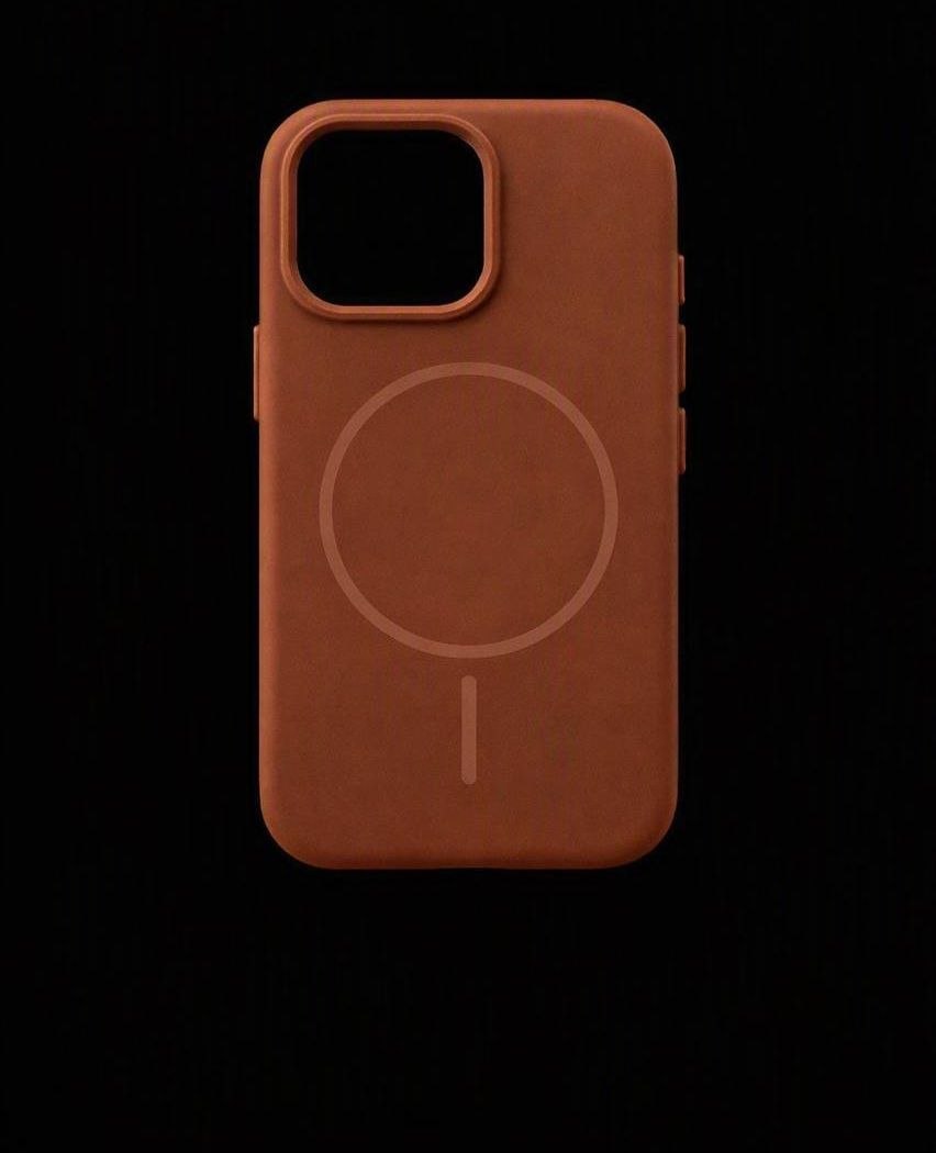 Silicone Case + MagSafe iPhone коричнівий